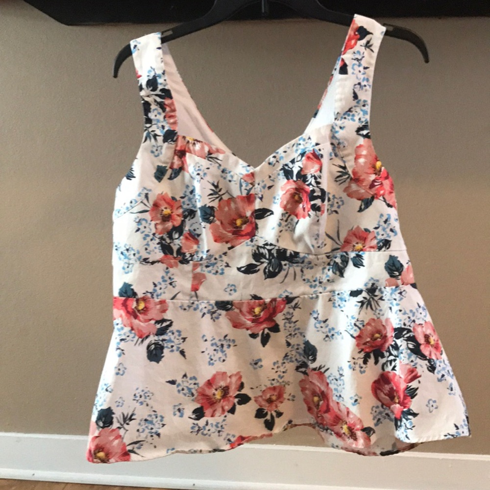 Flower 🌺 peplum tank top